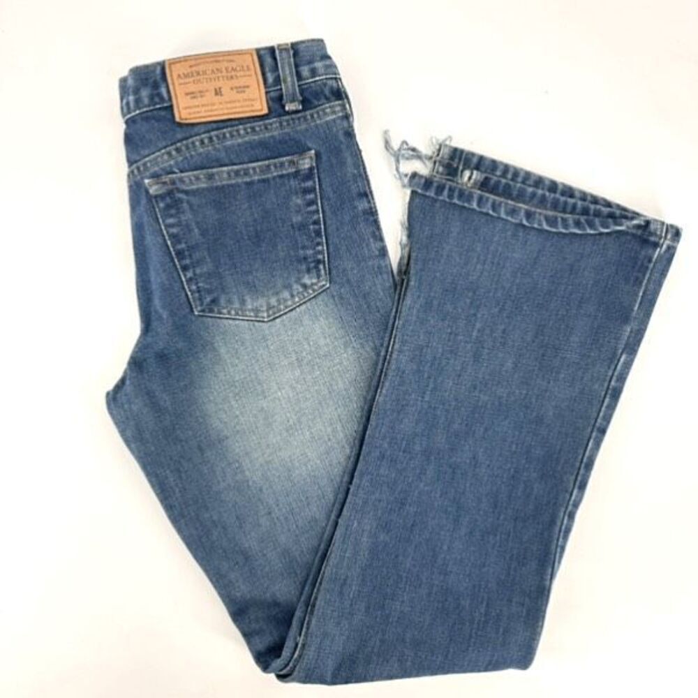 Vintage Y2K American Eagle Outfitters Women's Bootcut Jeans Blue Denim‎ Size 4